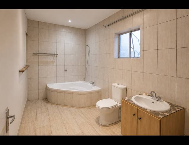 3 BEDROOM HOUSE FOR SALE IN SONLAND PARK